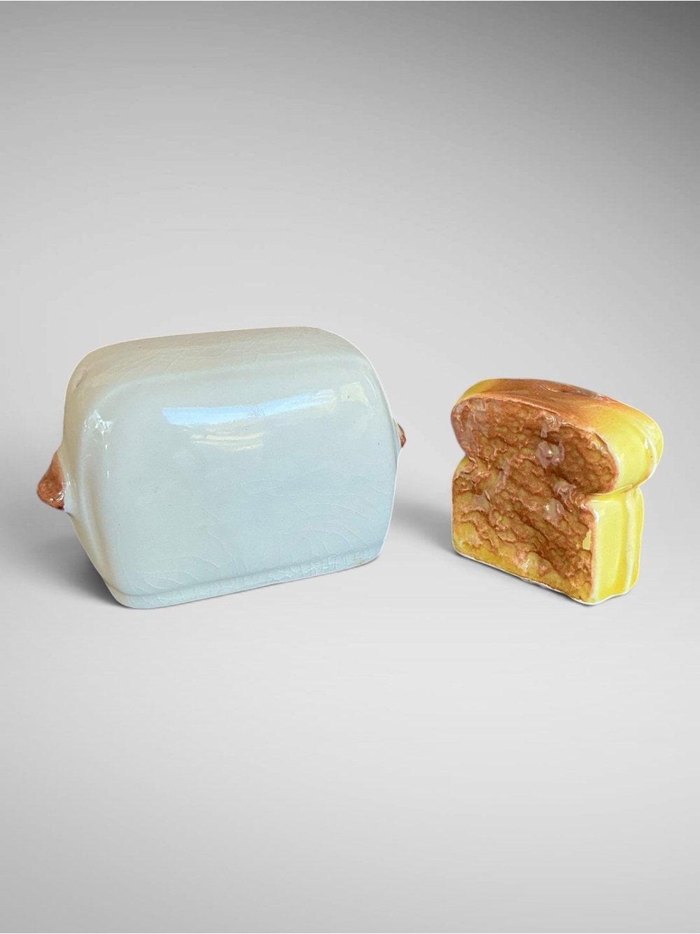 Vintage Toaster Toast Salt & Pepper Shakers Ceramic Novelty Kitchen